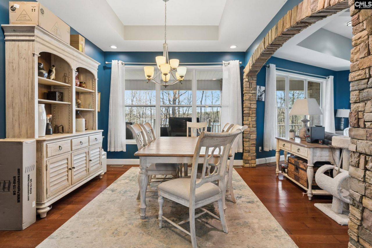 217 Aqua Cove Court  Photo 12