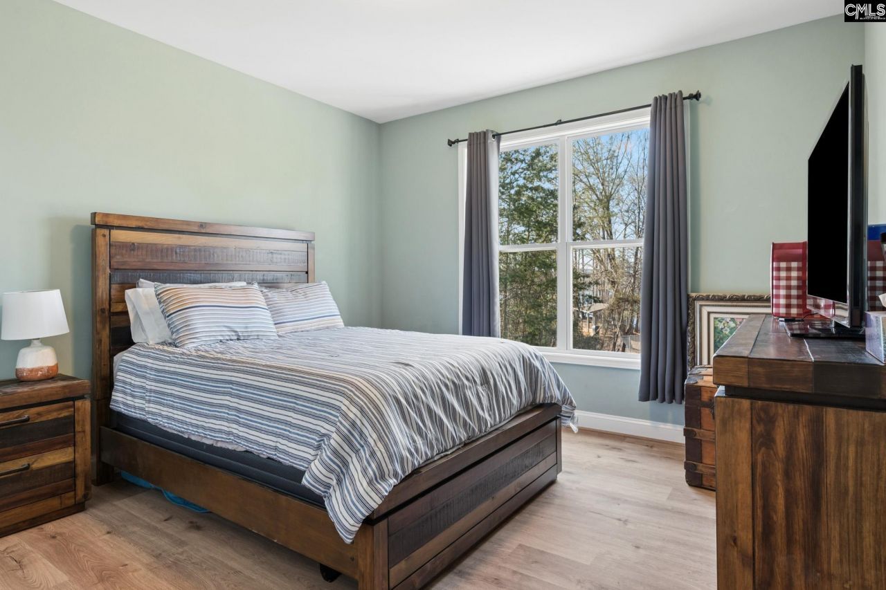 217 Aqua Cove Court  Photo 22