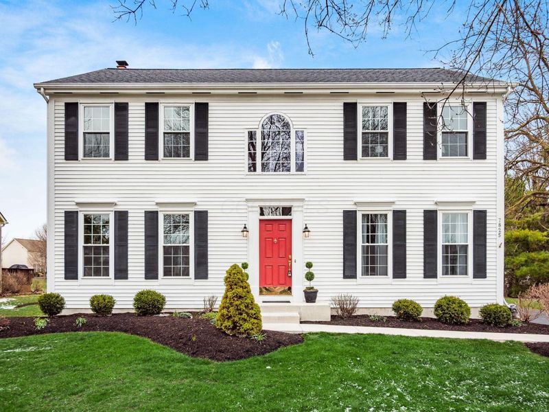 7825 Wiltshire Drive, Dublin, OH 43016 Photo 1