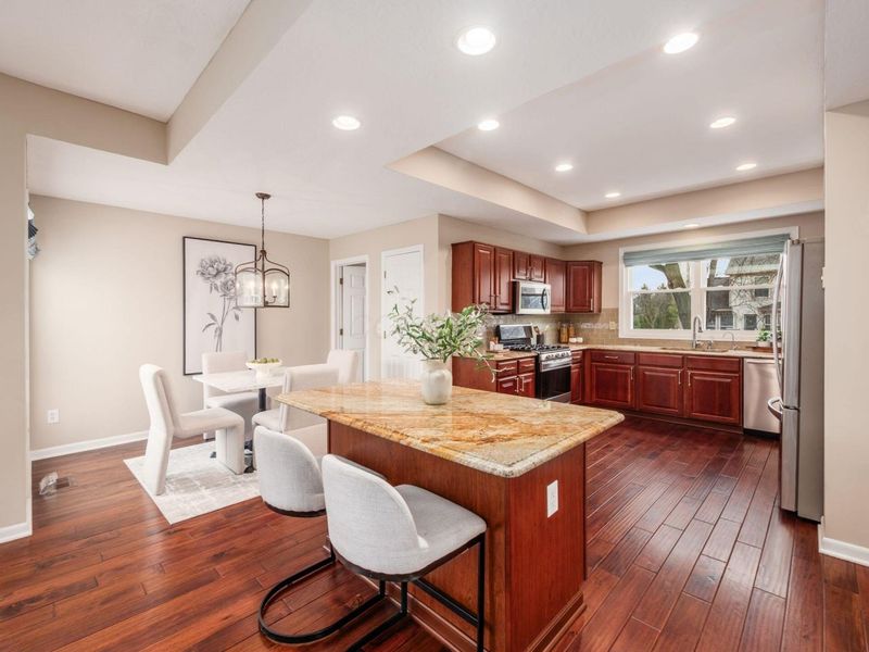 7825 Wiltshire Drive, Dublin, OH 43016 Photo 13