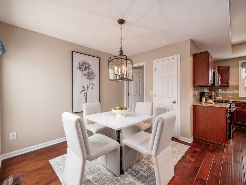 7825 Wiltshire Drive, Dublin, OH 43016 Photo 14