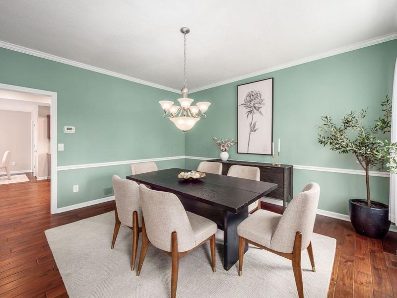 7825 Wiltshire Drive, Dublin, OH 43016 Photo 4