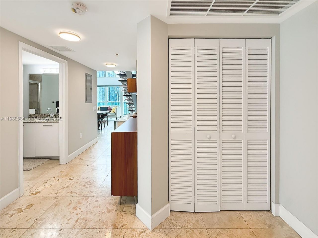 41 SE 5th St, Unit 602, Miami, FL 33131 Photo