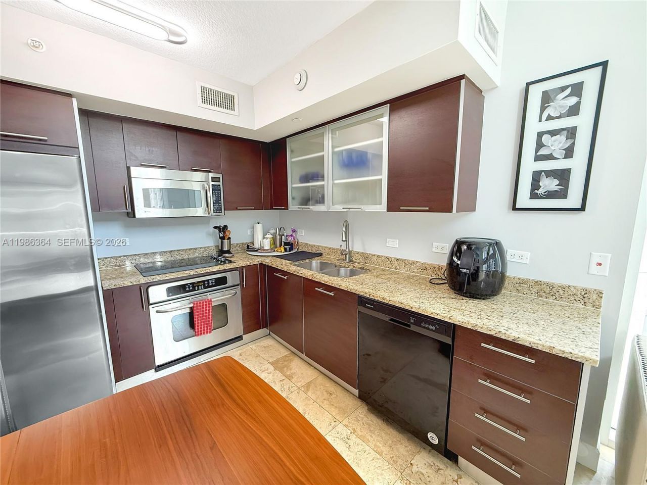 41 SE 5th St, Unit 602, Miami, FL 33131 Photo