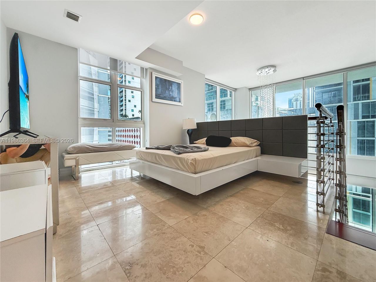 41 SE 5th St, Unit 602, Miami, FL 33131 Photo