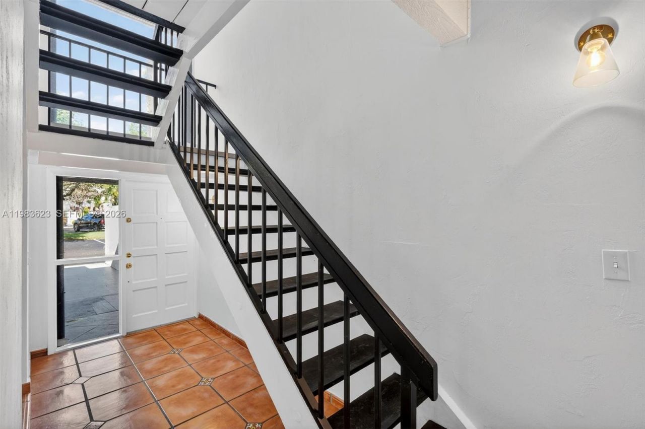 10406 SW 76th St , Miami, FL 33173 Photo