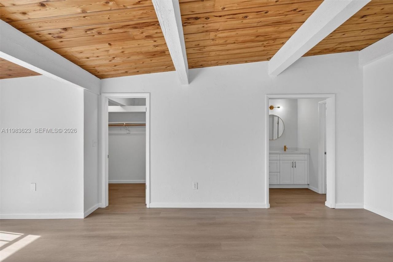 10406 SW 76th St , Miami, FL 33173 Photo