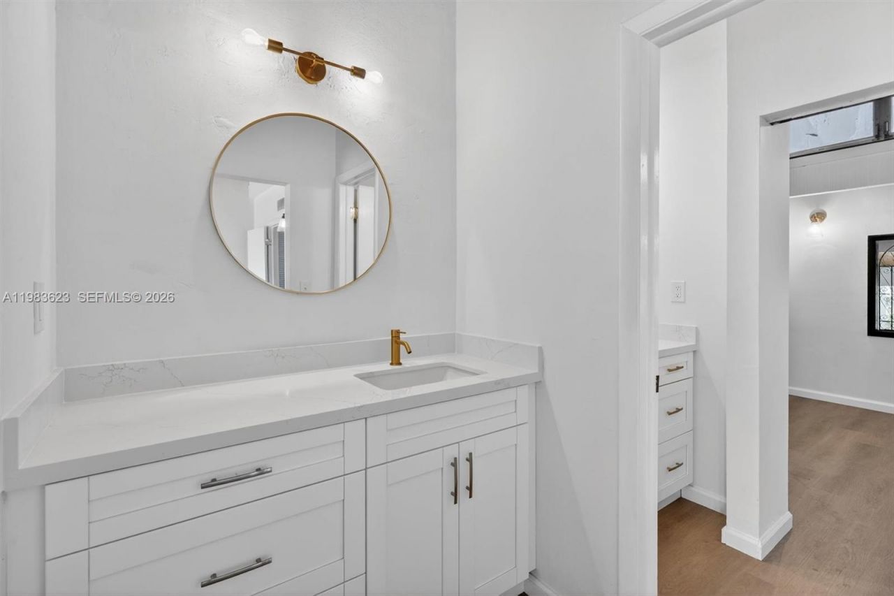 10406 SW 76th St , Miami, FL 33173 Photo