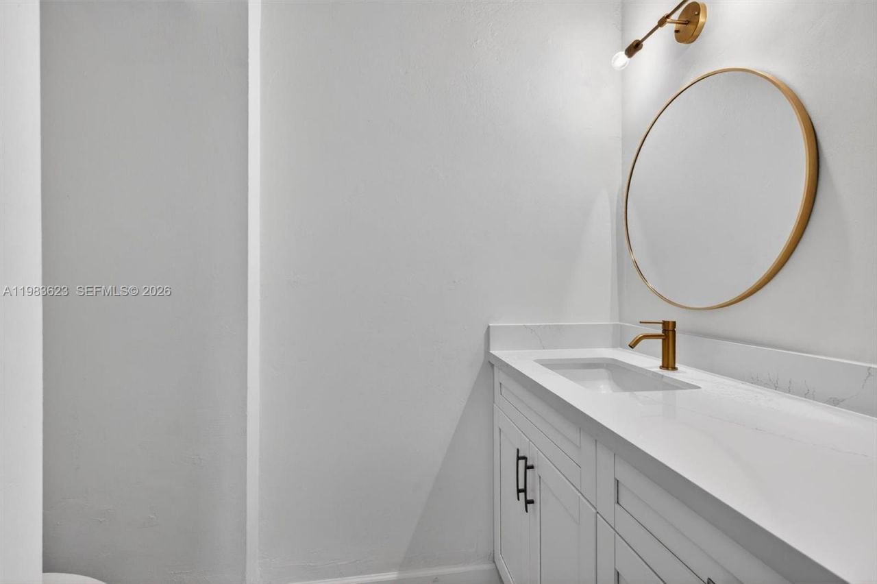 10406 SW 76th St , Miami, FL 33173 Photo