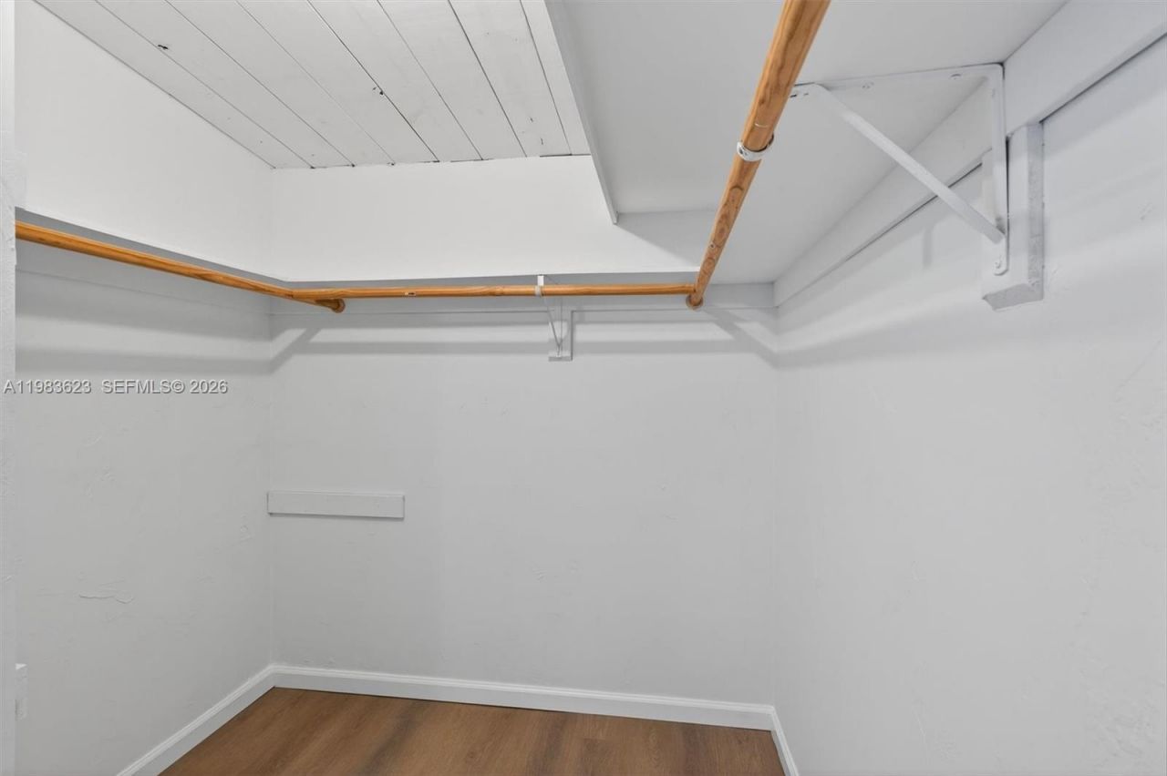 10406 SW 76th St , Miami, FL 33173 Photo