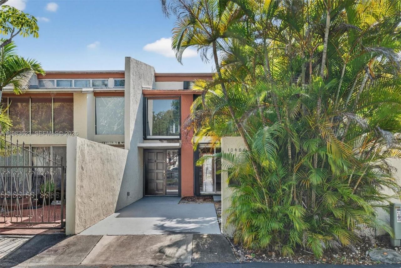 10406 SW 76th St , Miami, FL 33173 Photo