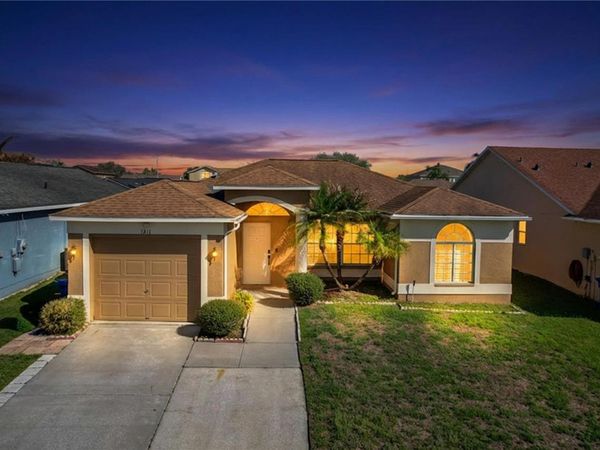 1211 FRANFORD DRIVE , BRANDON, FL 33511