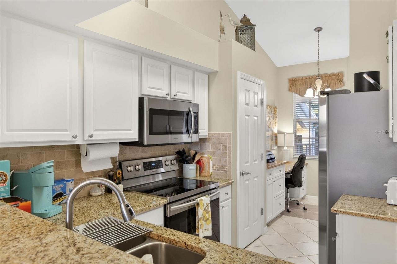 8500 Legends Boulevard, Unit 305, Fort Myers, FL 33912 Photo