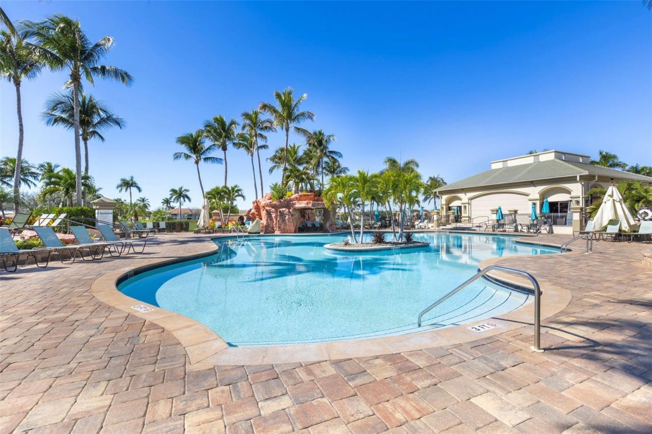 8500 Legends Boulevard, Unit 305, Fort Myers, FL 33912 Photo