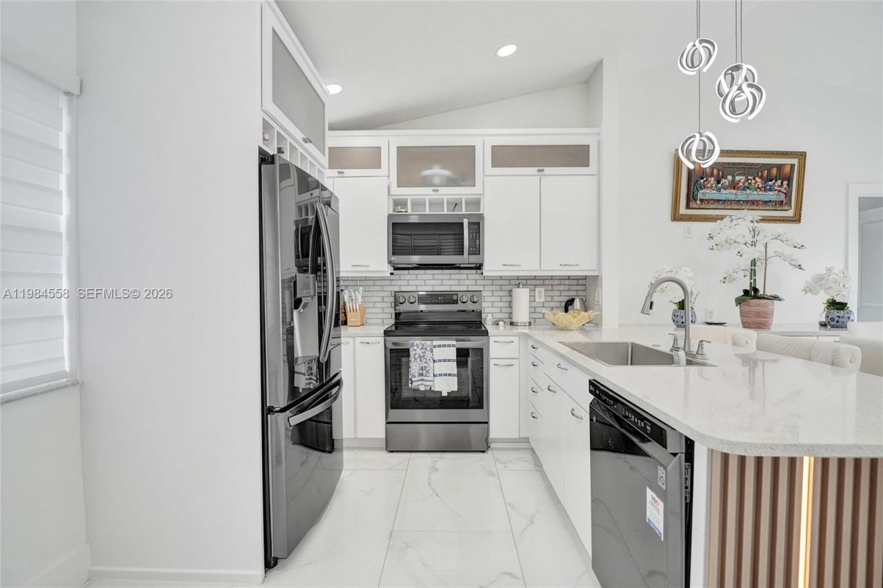 11761 NW 12th St , Pembroke Pines, FL 33026 Photo