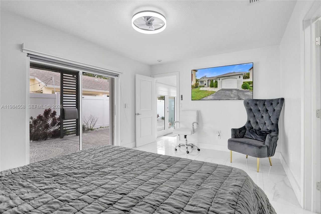 11761 NW 12th St , Pembroke Pines, FL 33026 Photo