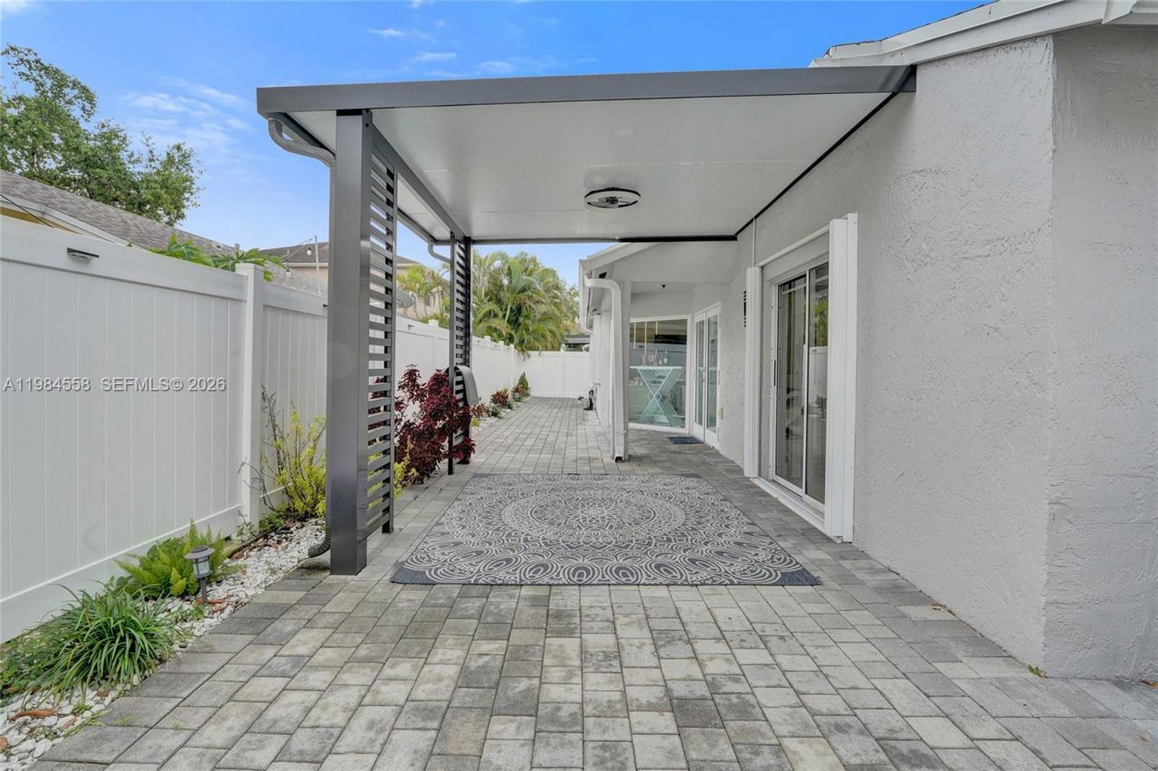 11761 NW 12th St , Pembroke Pines, FL 33026 Photo