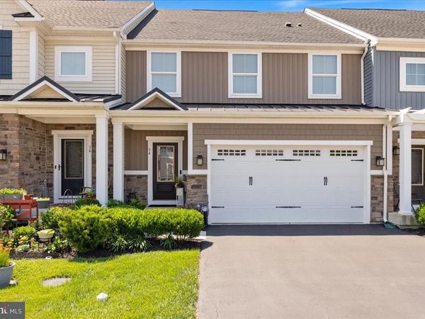 34 GRIFFIN WAY , YARDLEY, PA 19067