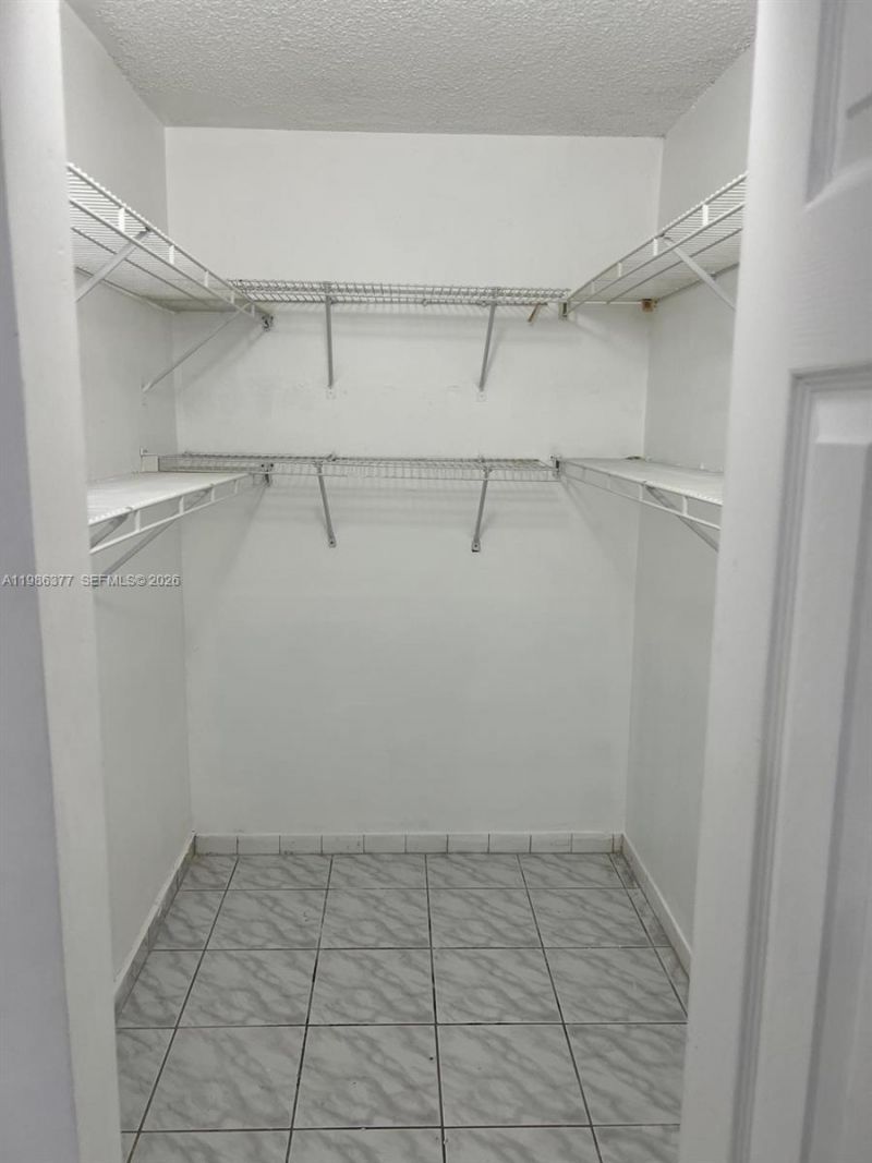 8095 NW 8th St , Unit 103, Miami, FL 33126 Photo