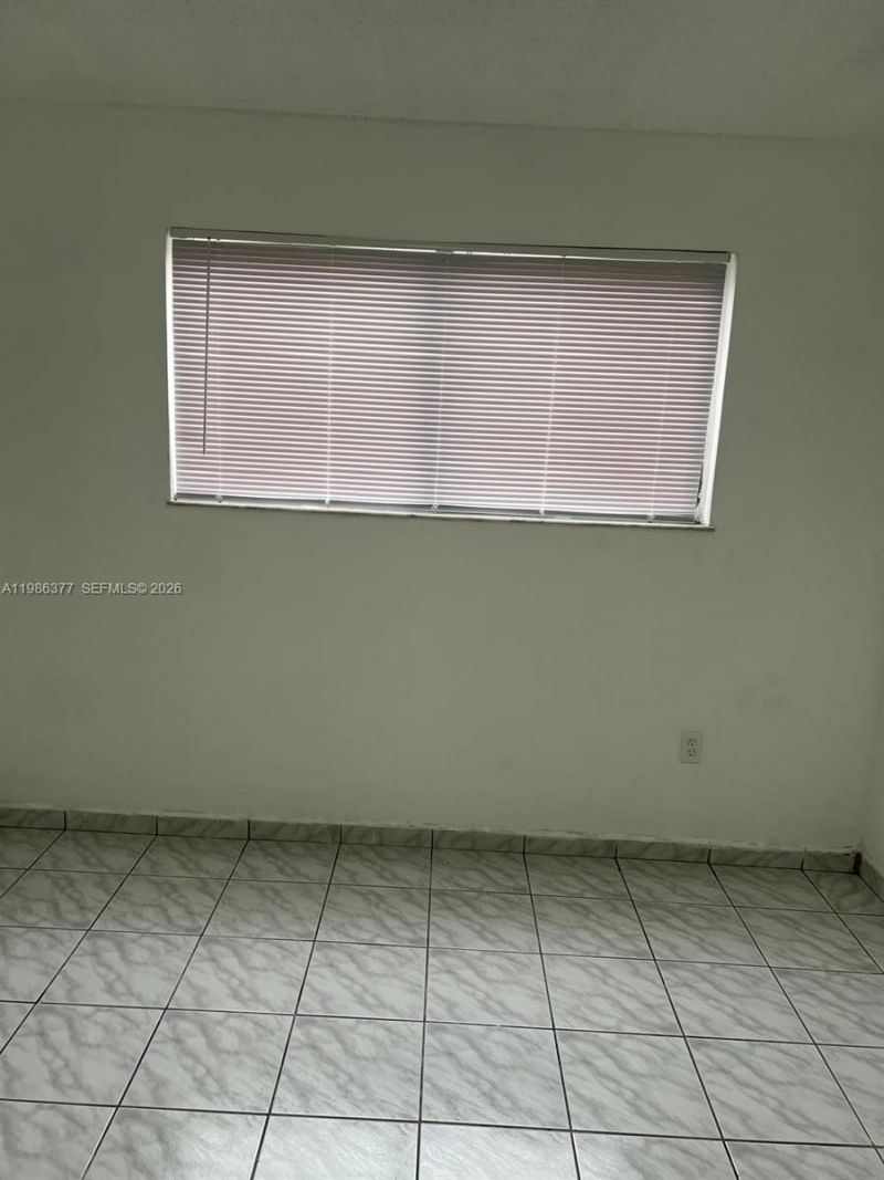 8095 NW 8th St , Unit 103, Miami, FL 33126 Photo