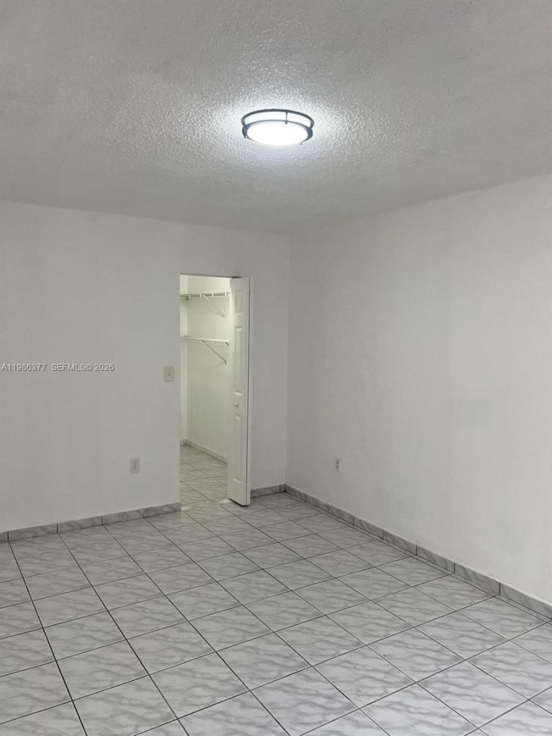 8095 NW 8th St , Unit 103, Miami, FL 33126 Photo