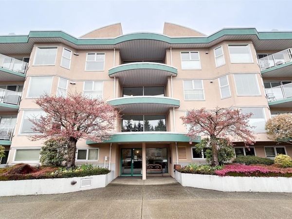 3009 Brittany Dr, Unit 106, Langford, BC V9B 5P8