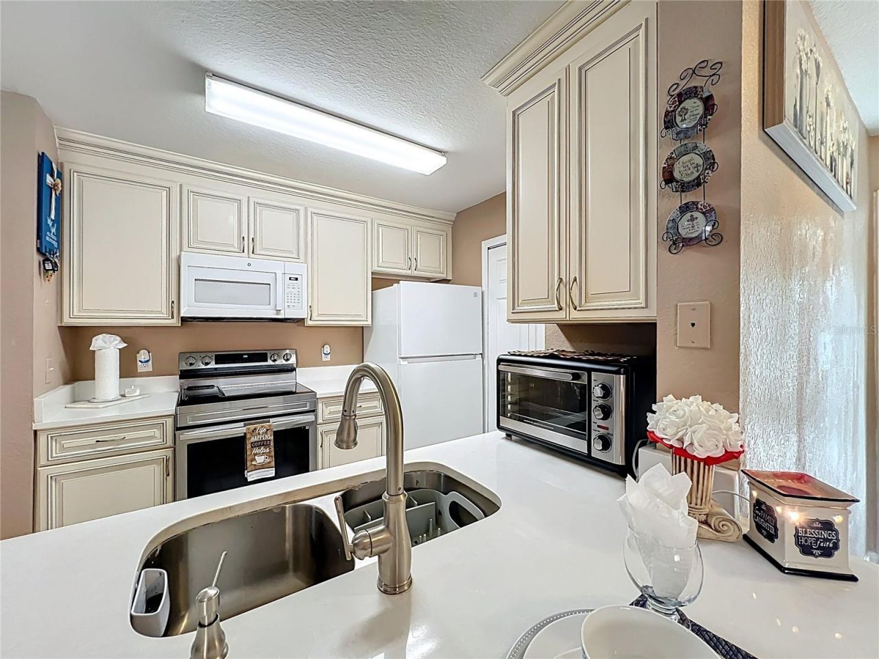 5471 Vineland Road, Unit 7109, Orlando, FL 32811 Photo