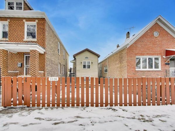 3324 S May Street , Chicago, IL 60608