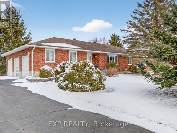 2673 Yorks Corners Road , Ottawa, ON K0A2P0