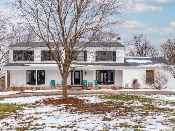 26982 W Lakeview Drive S, Lake Barrington, IL 60084