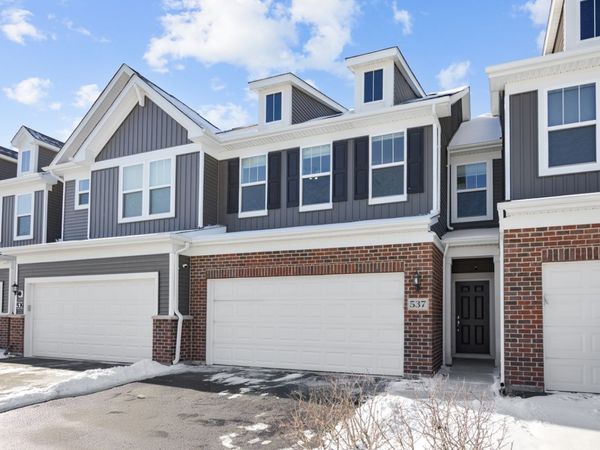 537 Watercress Drive, Aurora, IL 60504