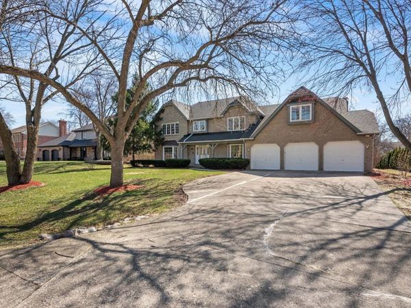 3021 35th Street, Oak Brook, IL 60523