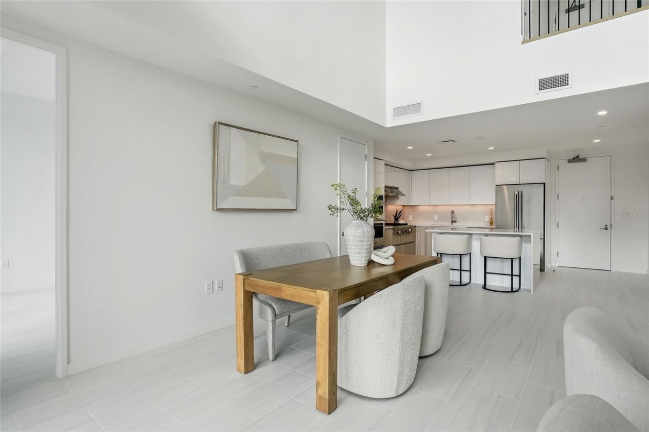 400 Central Avenue, Unit 306, Saint Petersburg, FL 33701 Photo