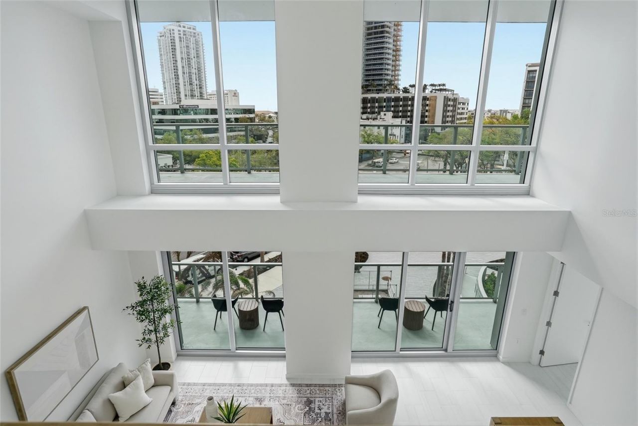 400 Central Avenue, Unit 306, Saint Petersburg, FL 33701 Photo