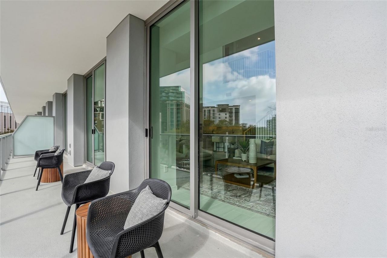 400 Central Avenue, Unit 306, Saint Petersburg, FL 33701 Photo