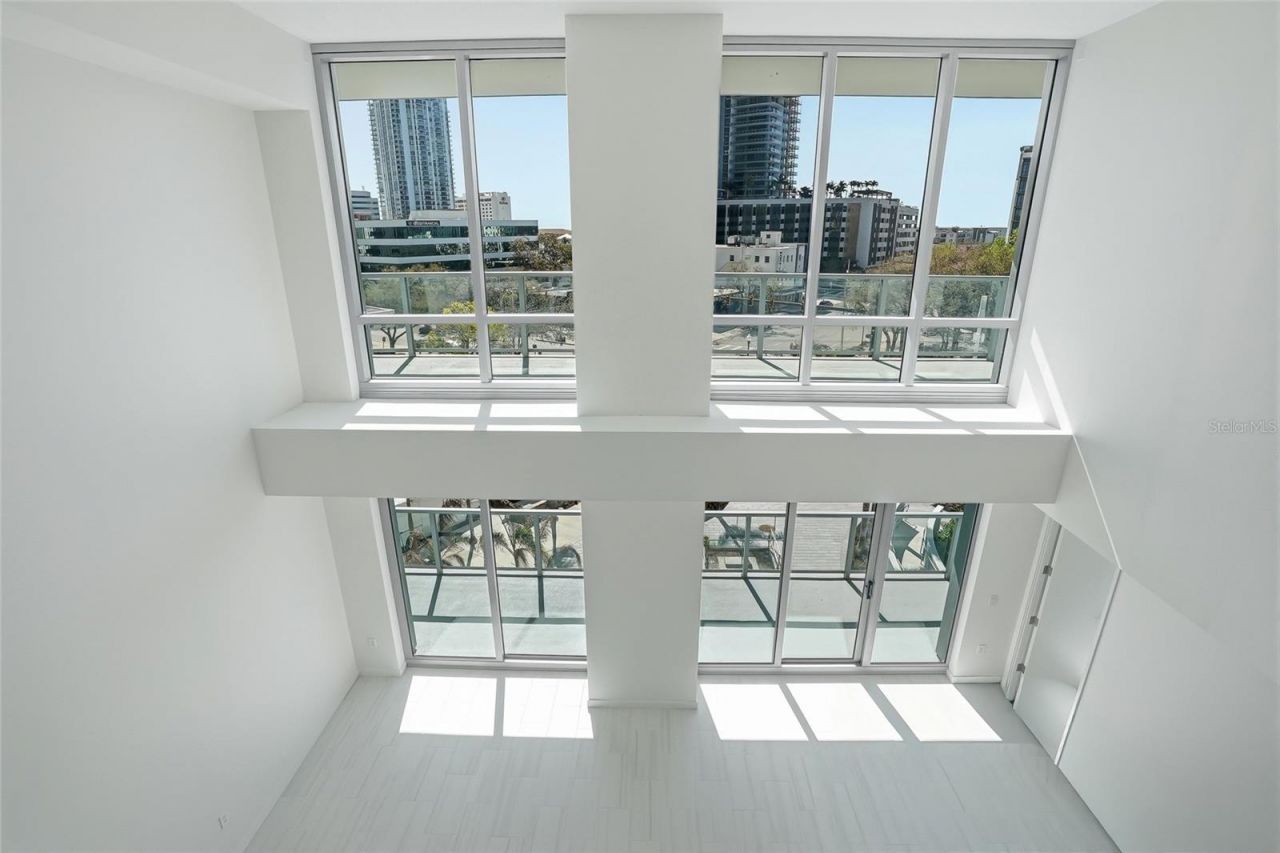 400 Central Avenue, Unit 306, Saint Petersburg, FL 33701 Photo