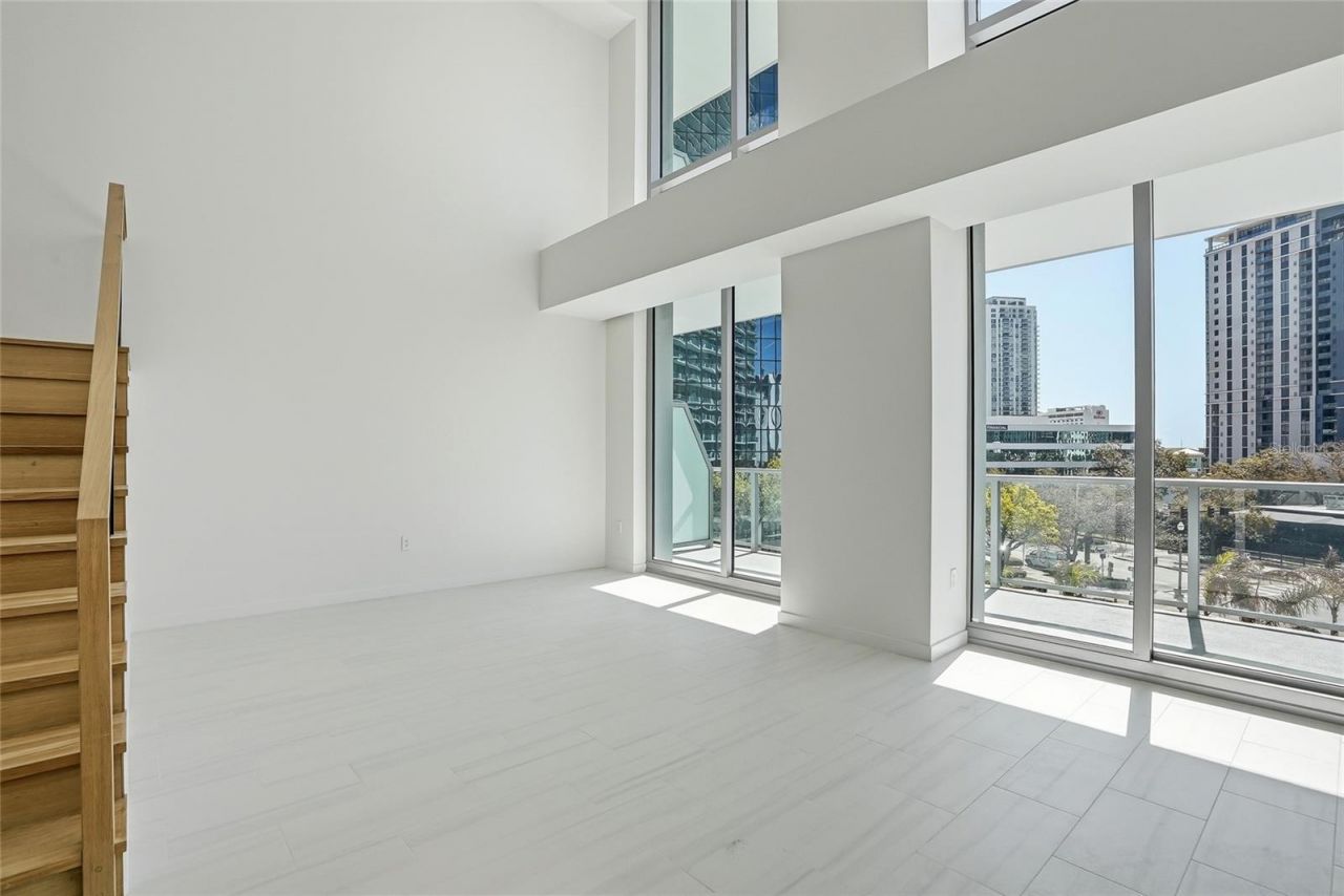 400 Central Avenue, Unit 306, Saint Petersburg, FL 33701 Photo