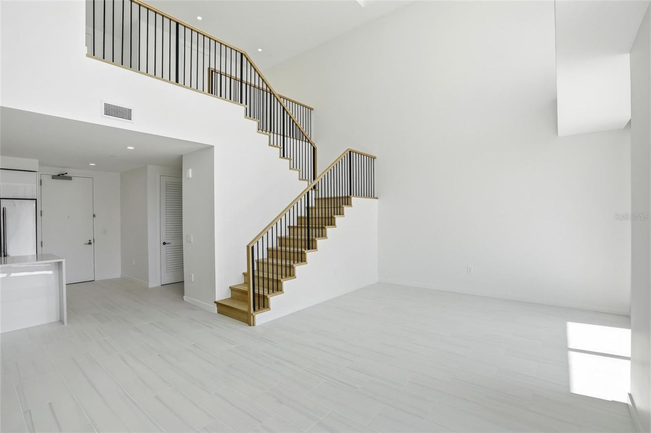 400 Central Avenue, Unit 306, Saint Petersburg, FL 33701 Photo