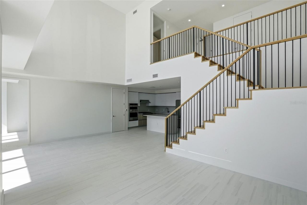 400 Central Avenue, Unit 306, Saint Petersburg, FL 33701 Photo