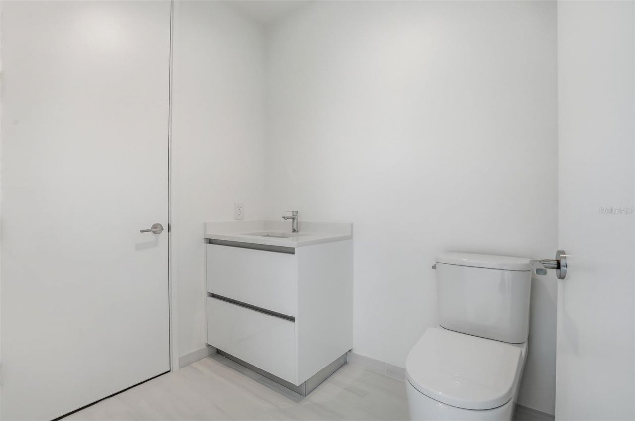 400 Central Avenue, Unit 306, Saint Petersburg, FL 33701 Photo