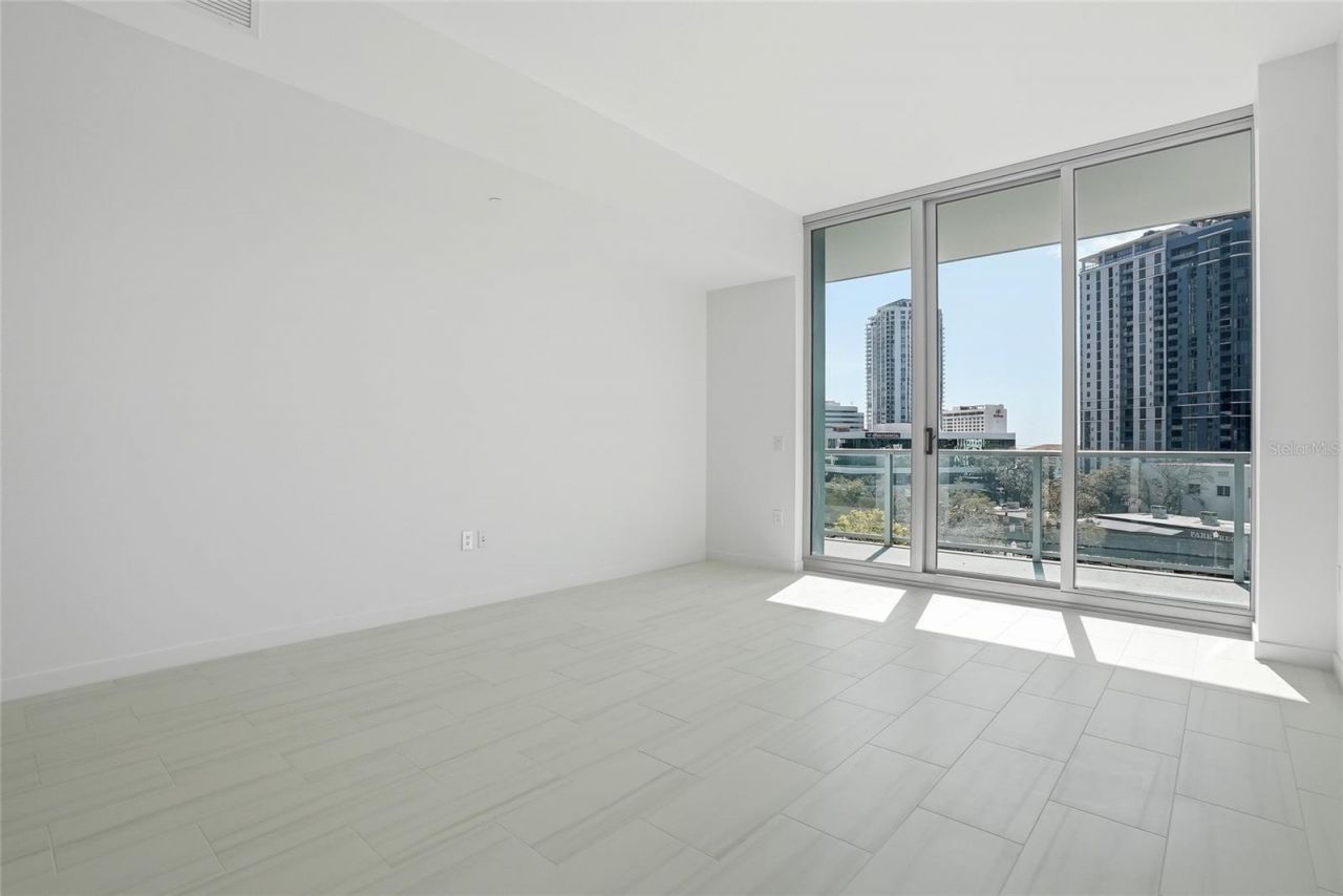 400 Central Avenue, Unit 306, Saint Petersburg, FL 33701 Photo