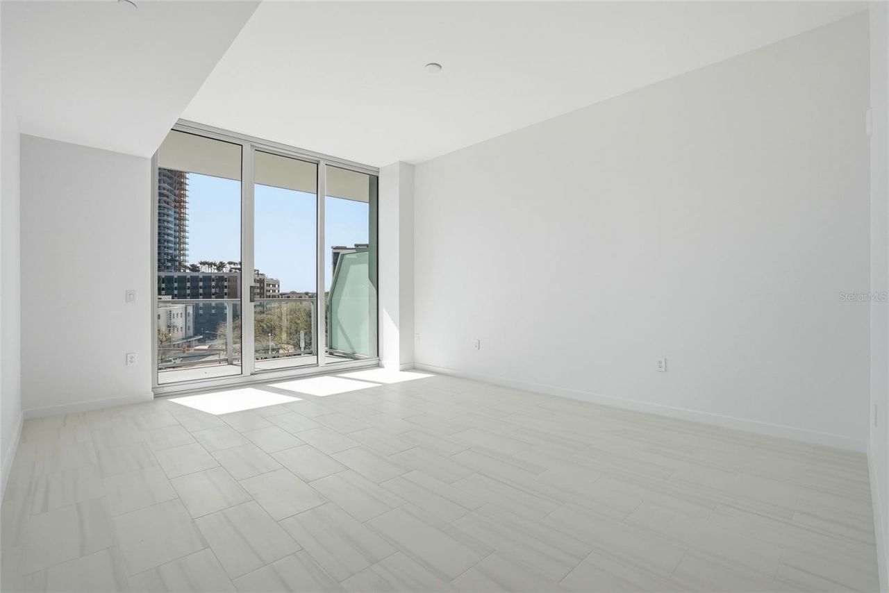 400 Central Avenue, Unit 306, Saint Petersburg, FL 33701 Photo