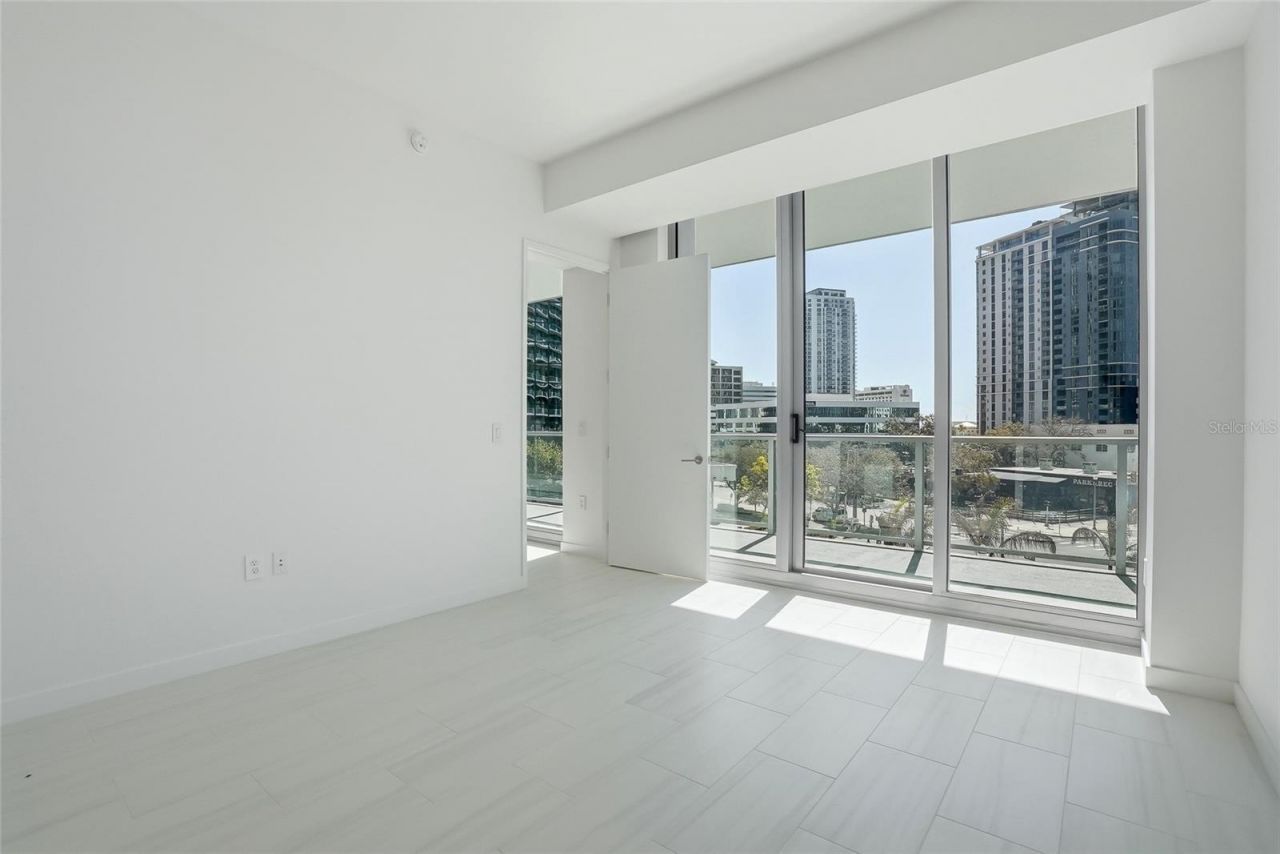 400 Central Avenue, Unit 306, Saint Petersburg, FL 33701 Photo