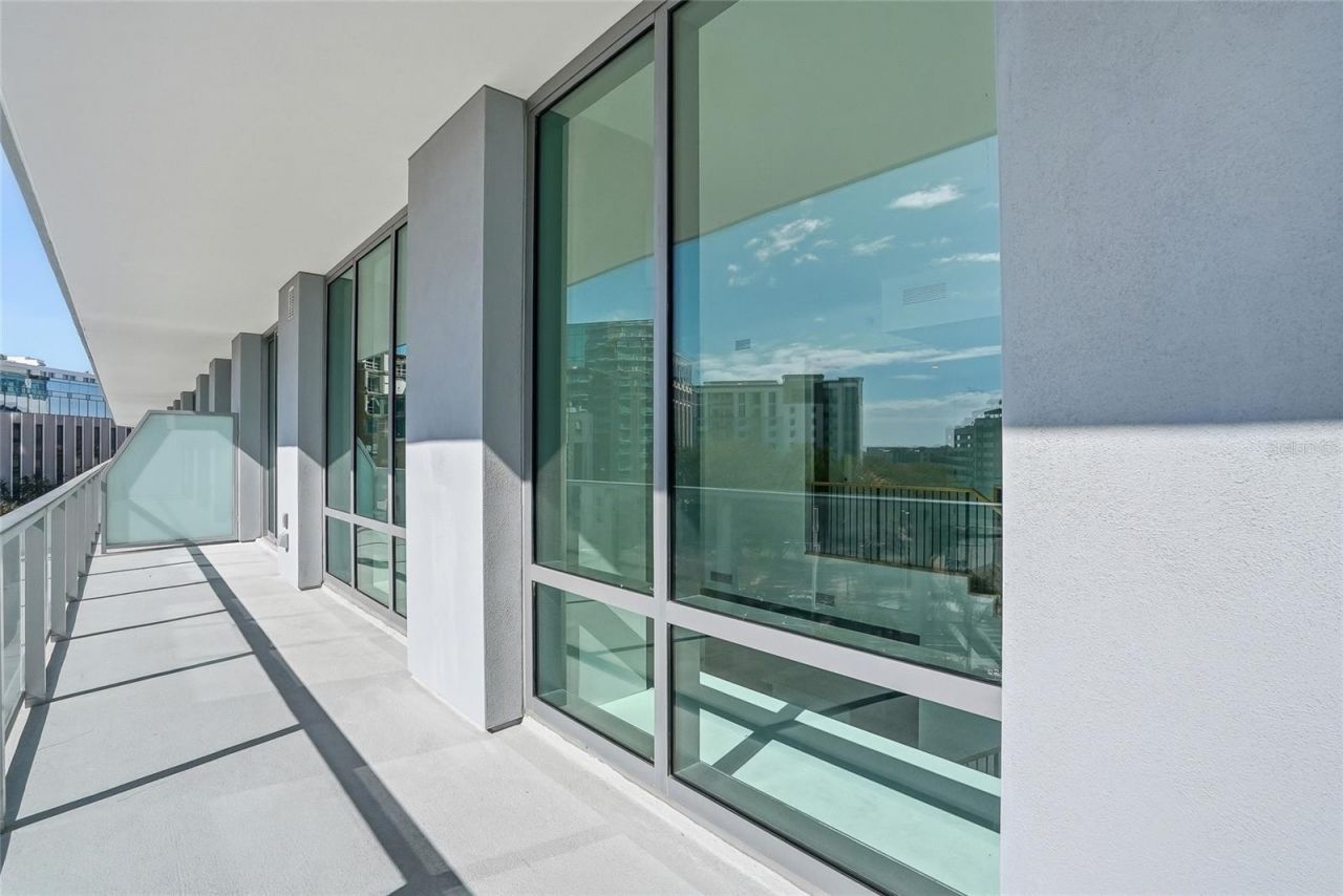 400 Central Avenue, Unit 306, Saint Petersburg, FL 33701 Photo