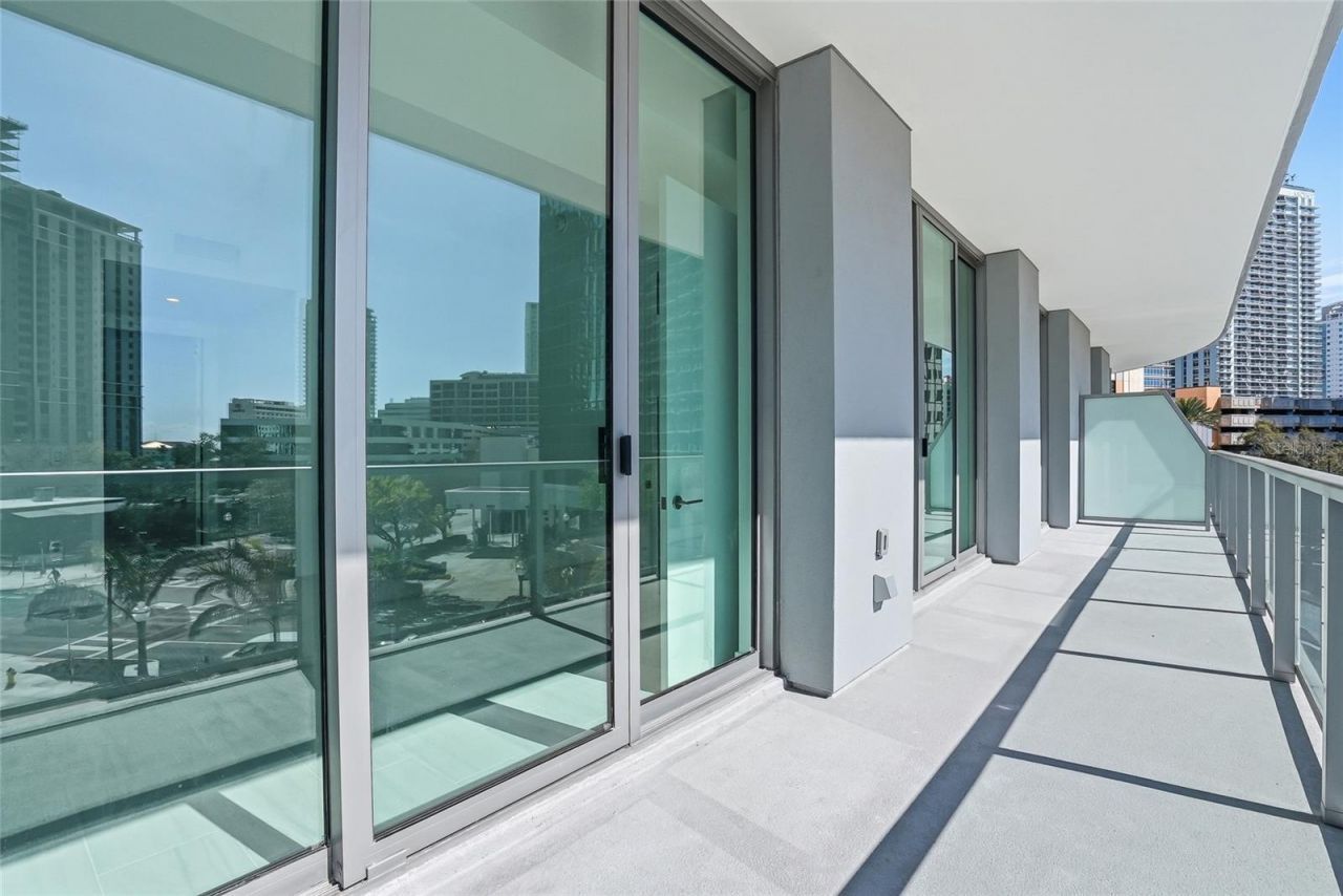 400 Central Avenue, Unit 306, Saint Petersburg, FL 33701 Photo