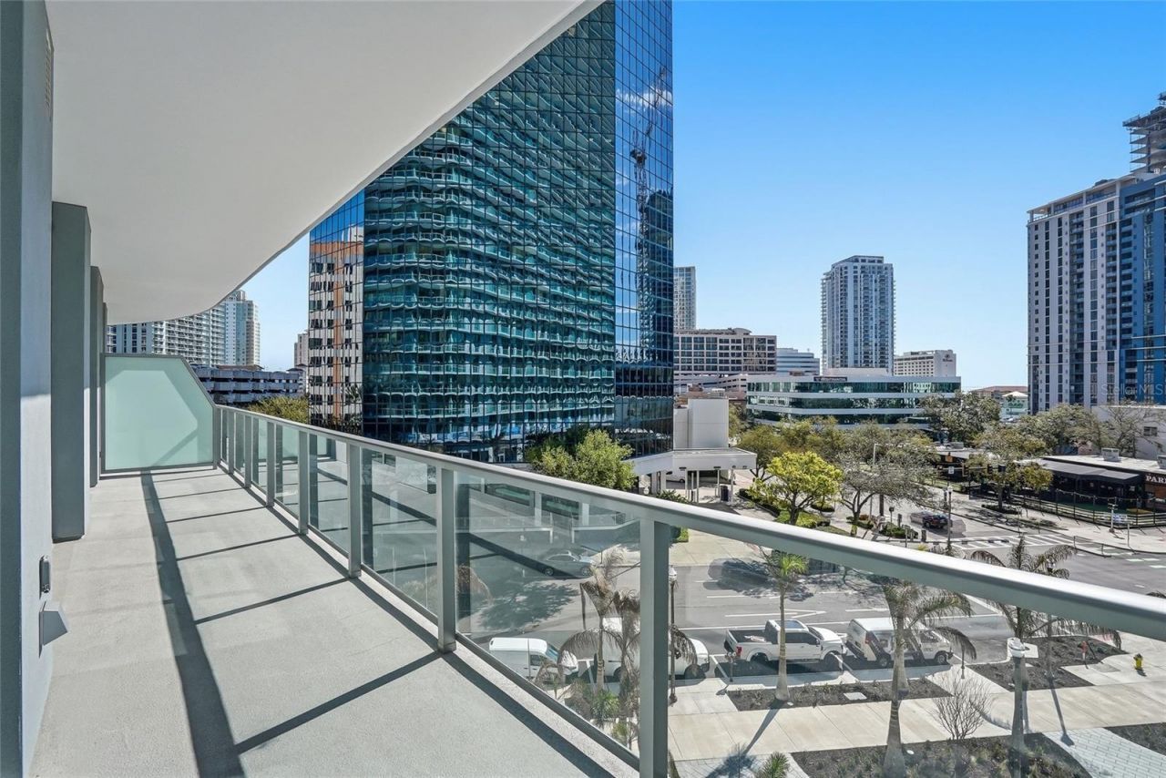 400 Central Avenue, Unit 306, Saint Petersburg, FL 33701 Photo