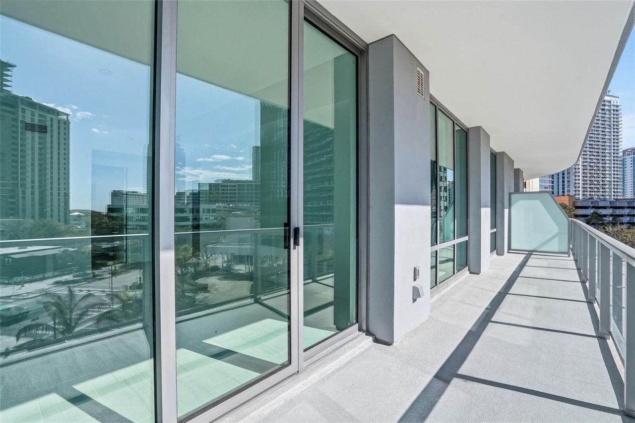 400 Central Avenue, Unit 306, Saint Petersburg, FL 33701 Photo