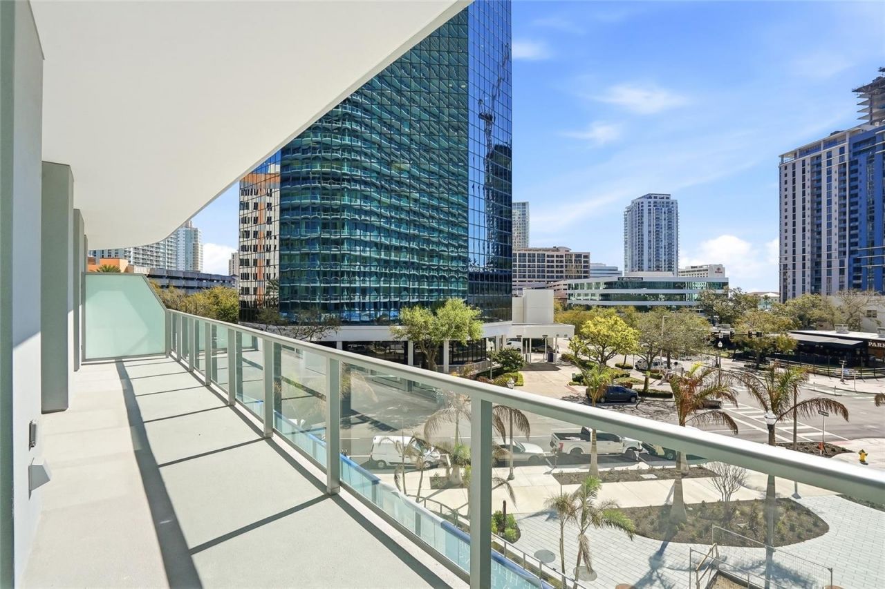 400 Central Avenue, Unit 306, Saint Petersburg, FL 33701 Photo