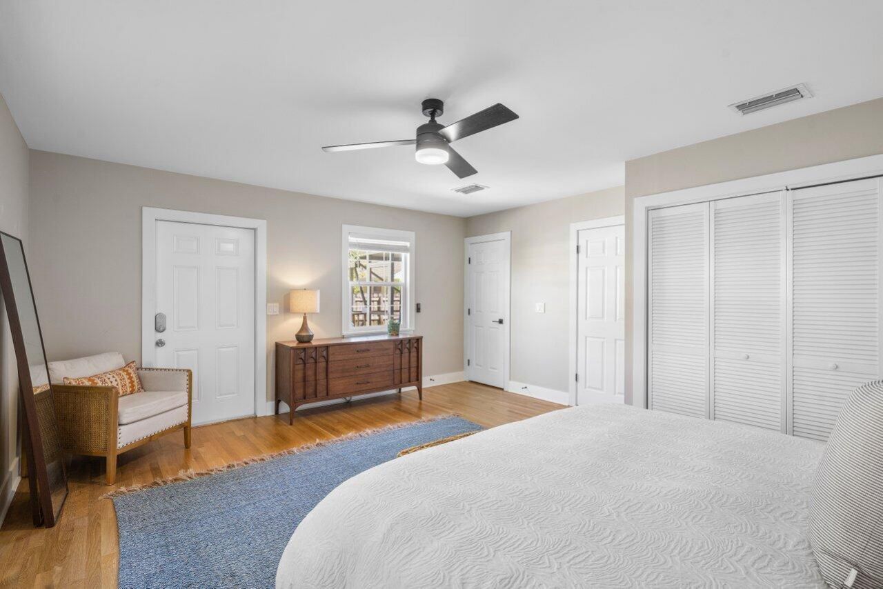 215 S Palmway, Lake Worth Beach, FL 33460 Photo