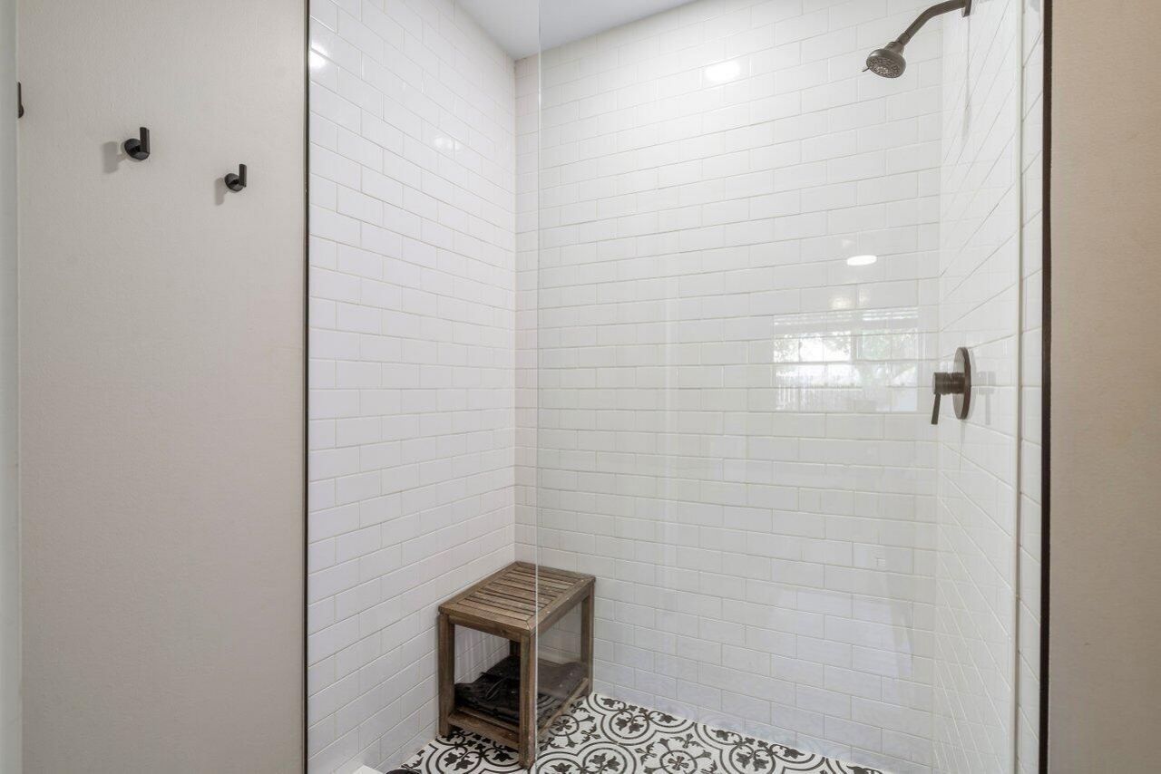 215 S Palmway, Lake Worth Beach, FL 33460 Photo